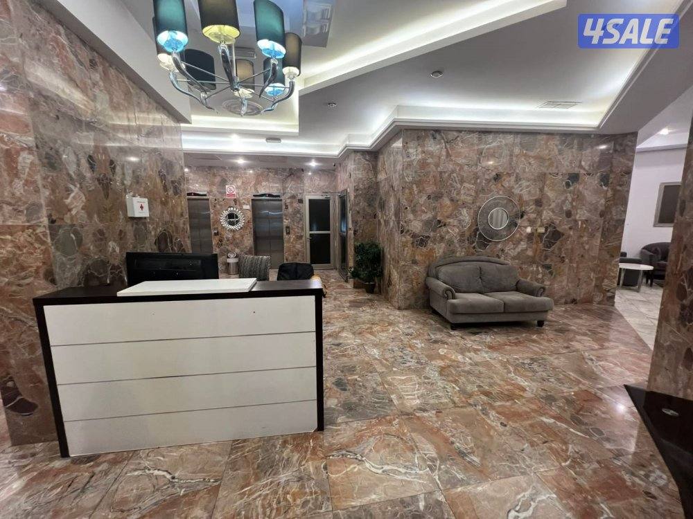 شقه مفروشة للايجار غرفتين وصاله وثلاث حمامات ومطبخ0