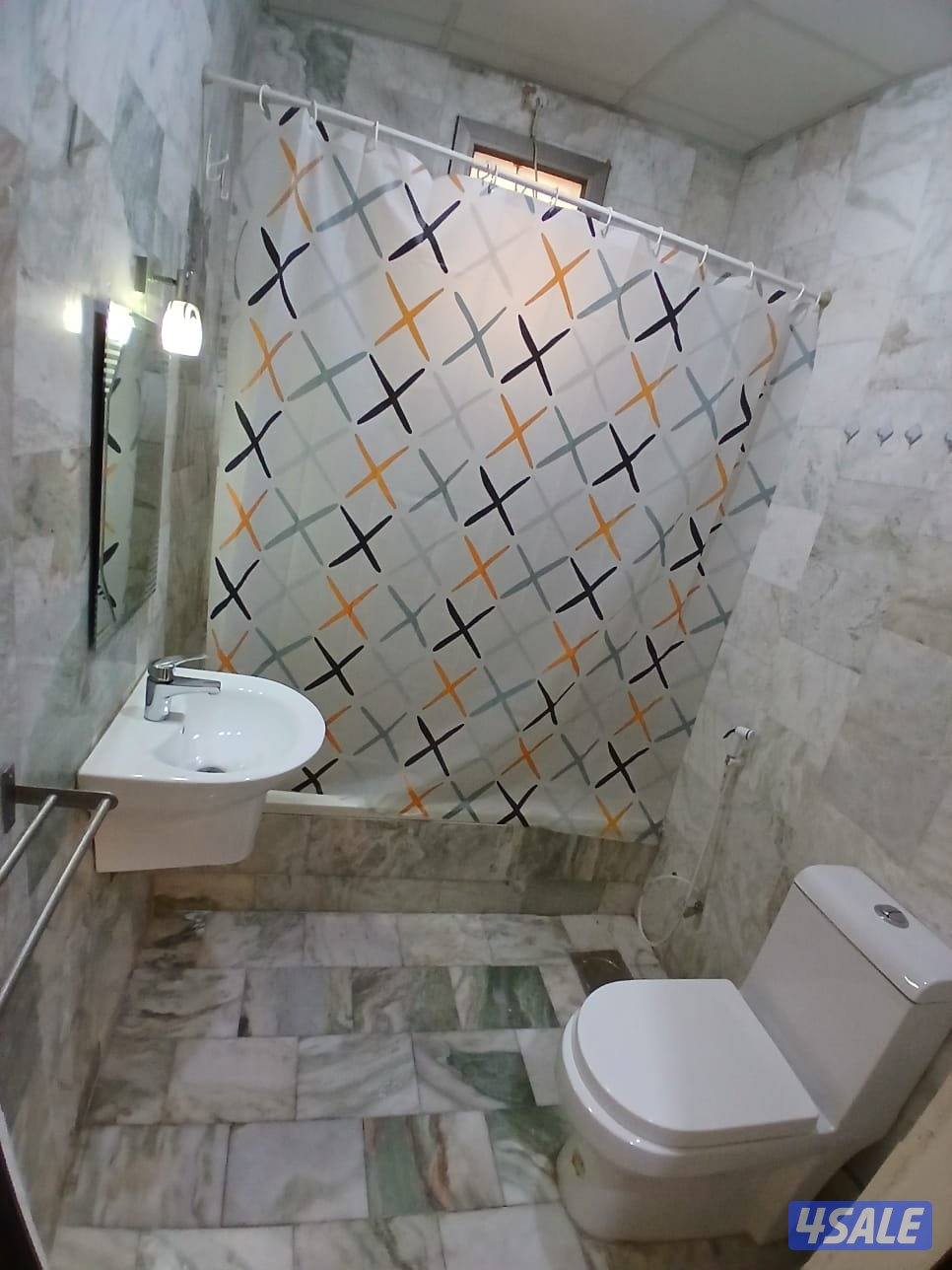 شقه مفروشة للايجار غرفتين وصاله وثلاث حمامات ومطبخ13