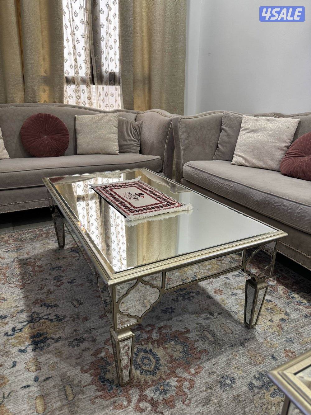 صالون + طاولات + طاولة طعام4