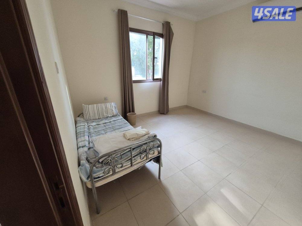 مساحتها ٥٠ الف متر كلها لك. متوفره بالعيد. غير مقسمة و شرحة. خصوصية.6