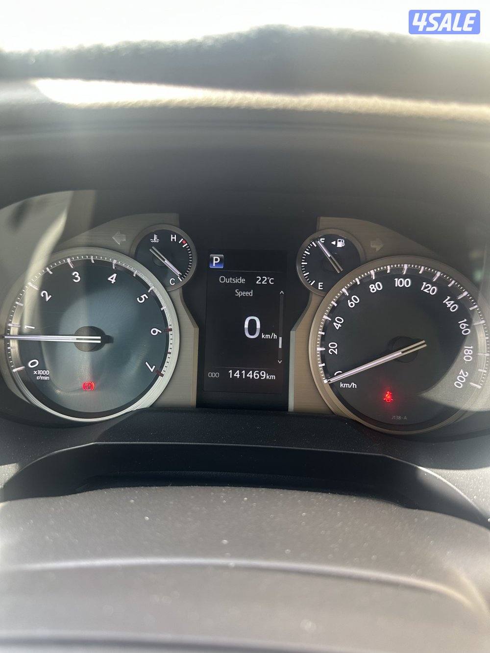 للبيع برادو VX موديل 2020 كامل المواصفات الممشى 142 الف كم0