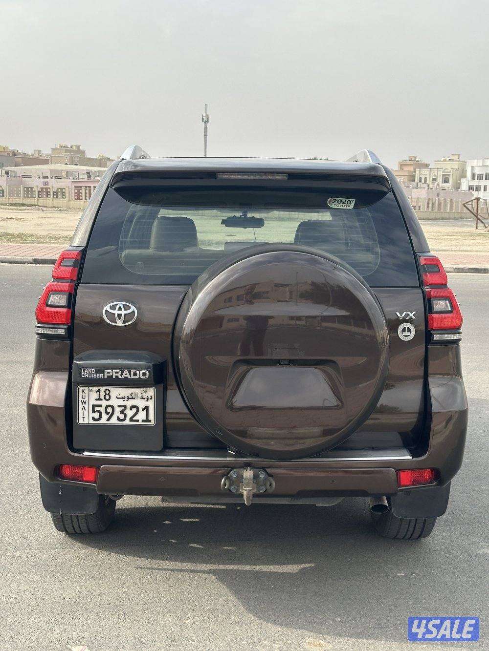 للبيع برادو VX موديل 2020 كامل المواصفات الممشى 142 الف كم2