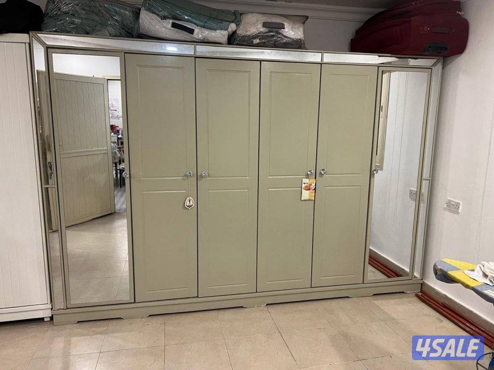 للبيع غرفة نوم بحاله ممتازه1