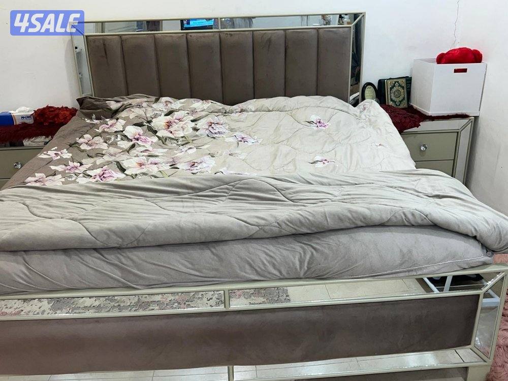 للبيع غرفة نوم بحاله ممتازه3