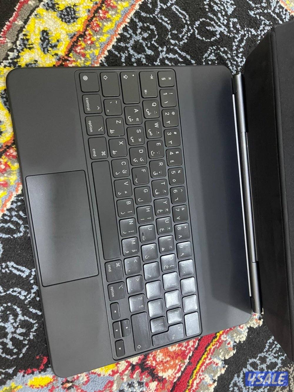 كيبورد ماجيك 12.9 انش ابل اصلي نظيف حيل  عربي انجليزي0