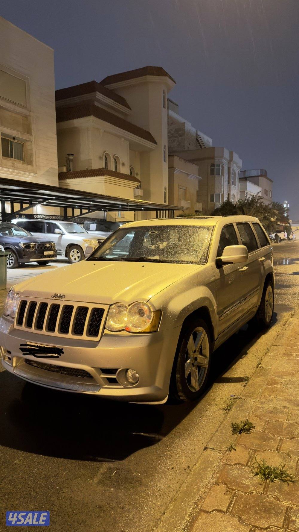 JEEP SRT8 GRAND CHEROKEE1