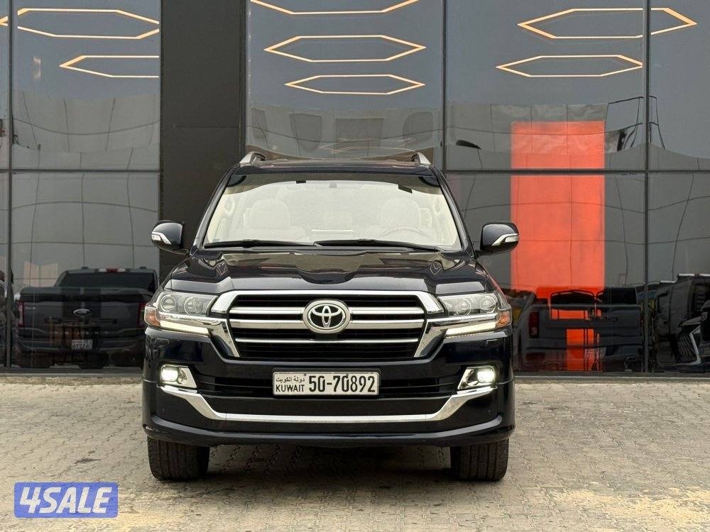 LAND CRUISER GRAND TOURING GXR V8 _20192