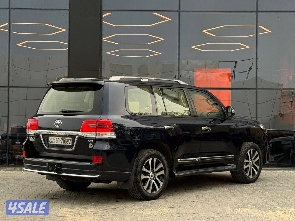 LAND CRUISER GRAND TOURING GXR V8 _20193