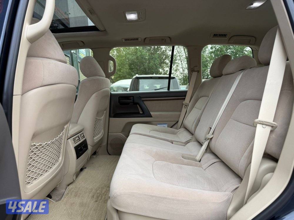 LAND CRUISER GRAND TOURING GXR V8 _20199