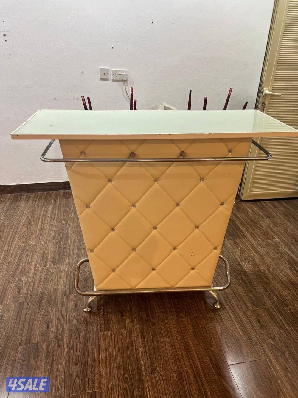 للبيع بار بحاله ممتازه1