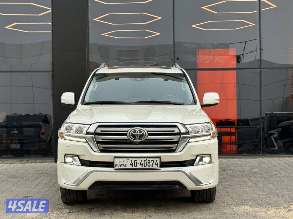 LAND CRUISER VXR V8 5.7 _2017 صبغ الوكالة2