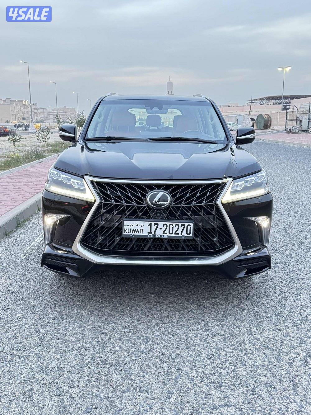 للبيع لكزس سبورت الساير اعلى فئه0