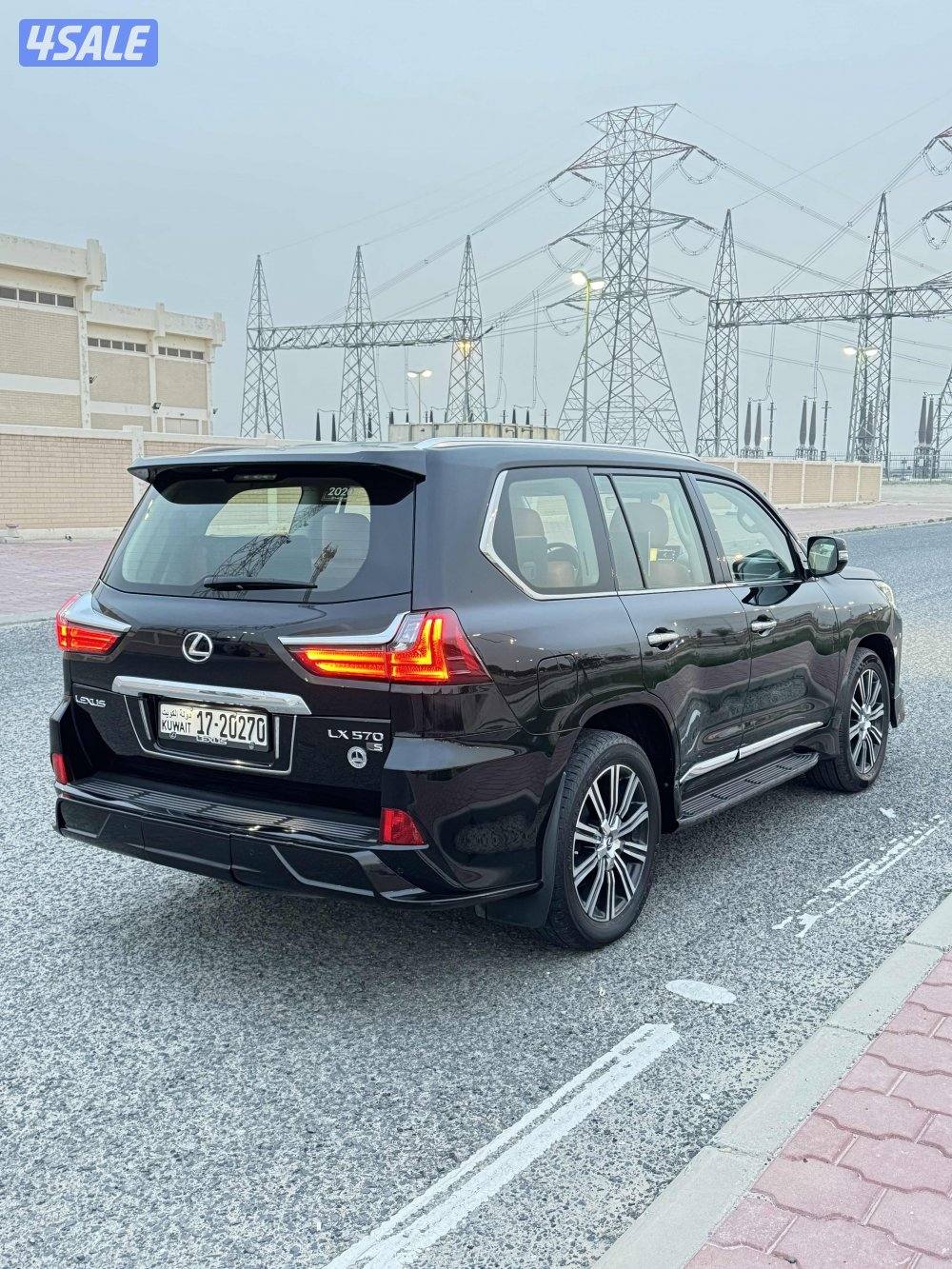 للبيع لكزس سبورت الساير اعلى فئه3