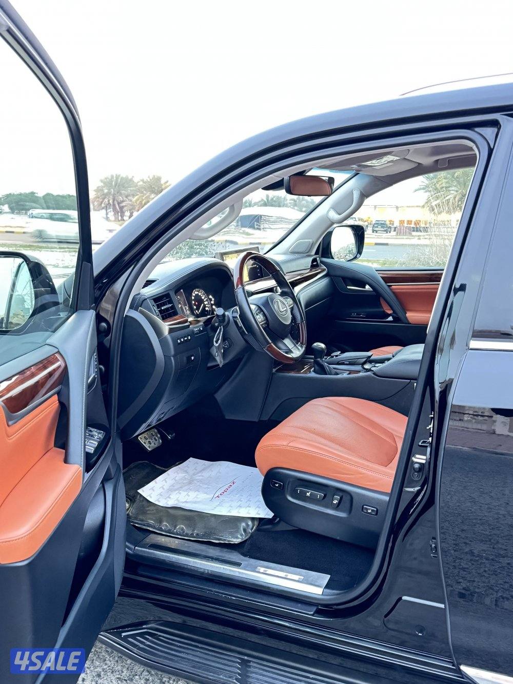 للبيع لكزس سبورت الساير اعلى فئه8