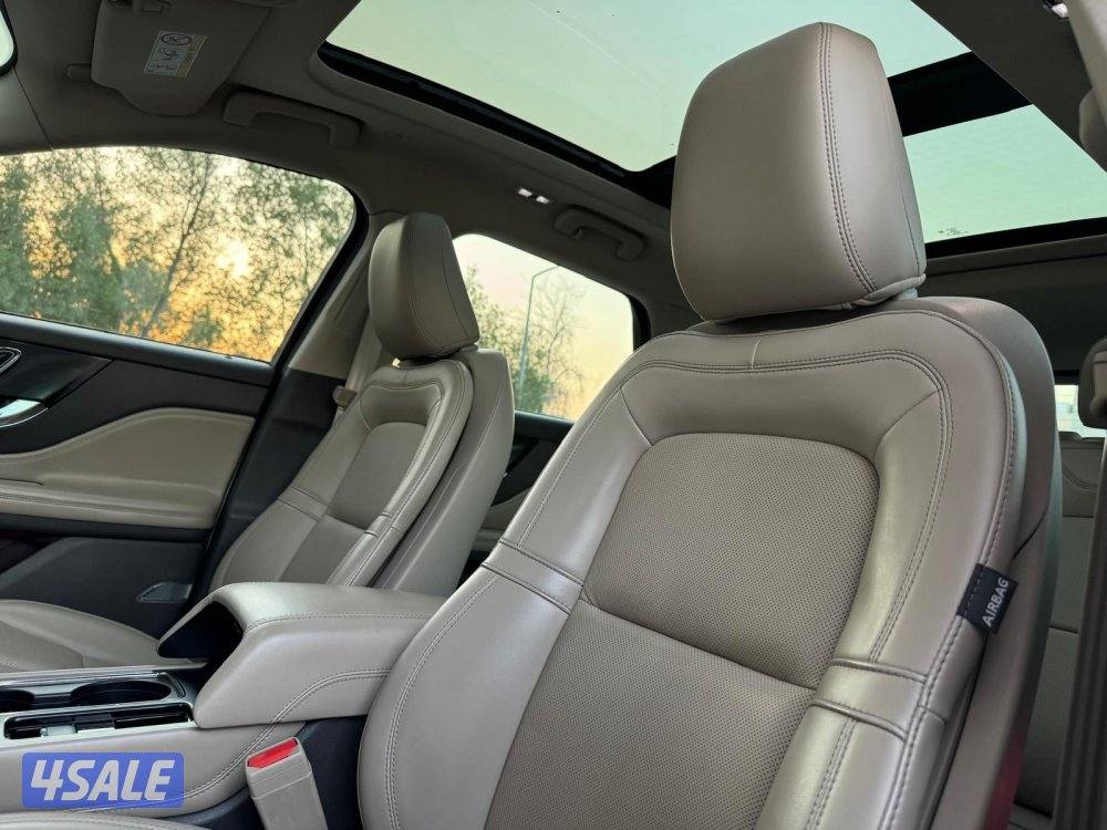 LINCOLN CORSAIR _2021 صبغ الوكالة8