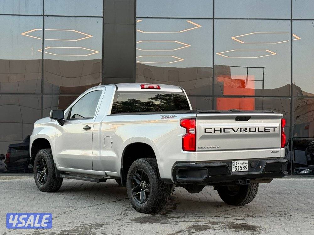 SILVERADO TRAIL BOSS Z71 _2020 صبغ الوكالة3
