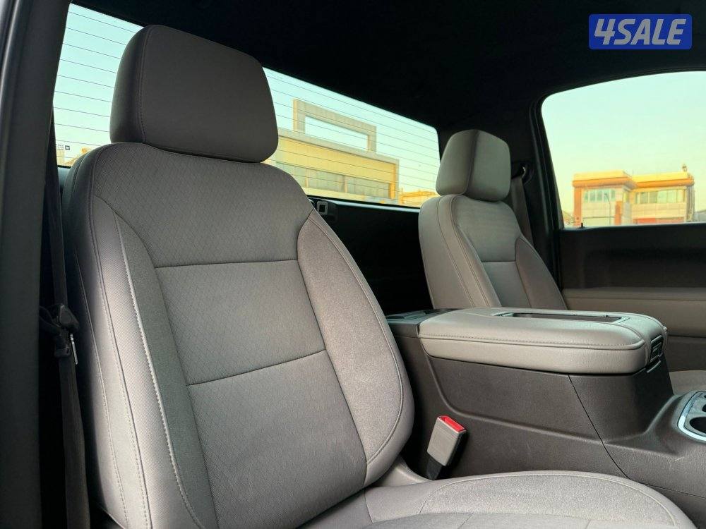 SILVERADO TRAIL BOSS Z71 _2020 صبغ الوكالة8