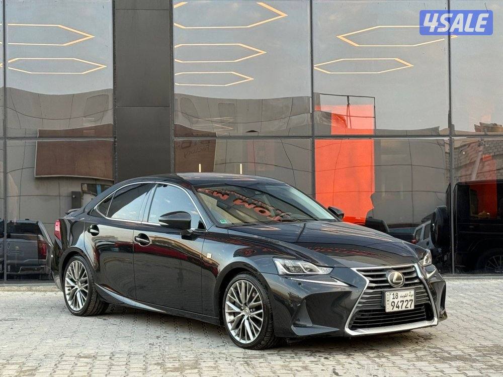 LEXUS IS 300 _2019 صبغ الوكالة0