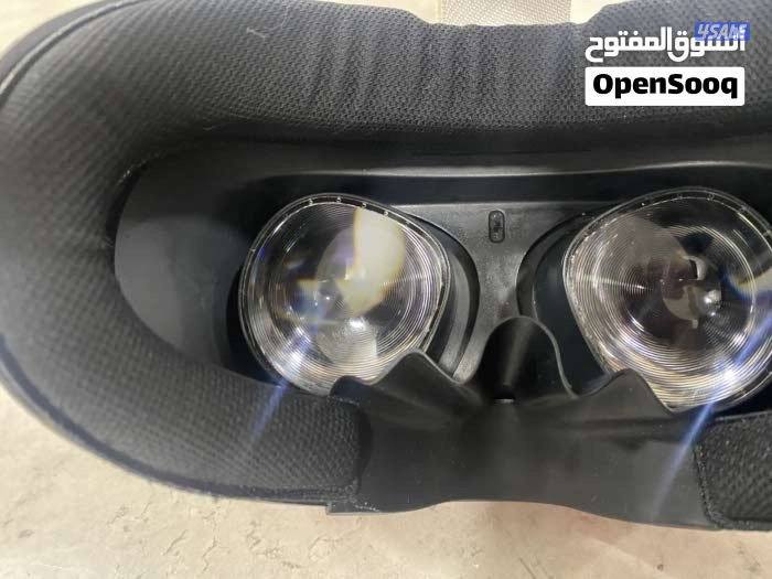 VR meta quest 2 256. G.B كفر احمر حمايه بطاريات قويه5