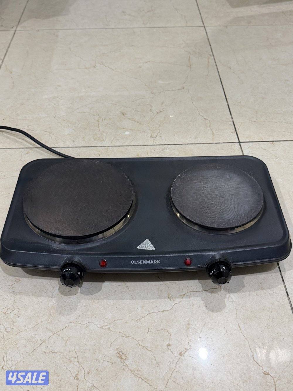 للبيع غرفة نوم كاملة بحالة ممتازة7