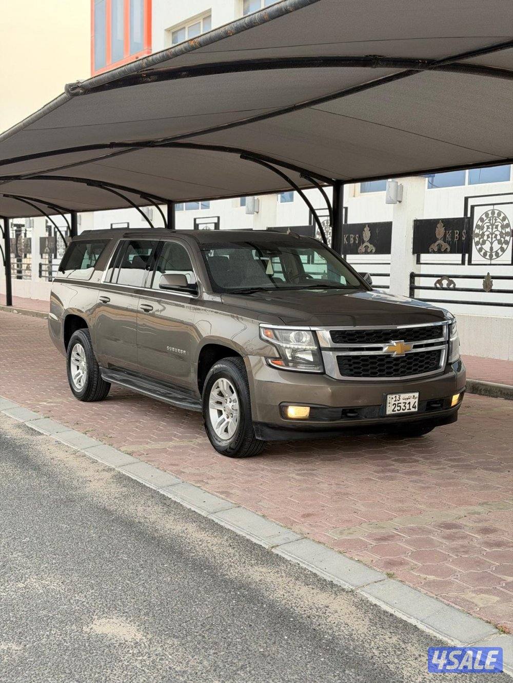 للبيع سوبربان 2015 LT وارد الغانم  صبغ الوكاله بالكامل مالك ثاني0