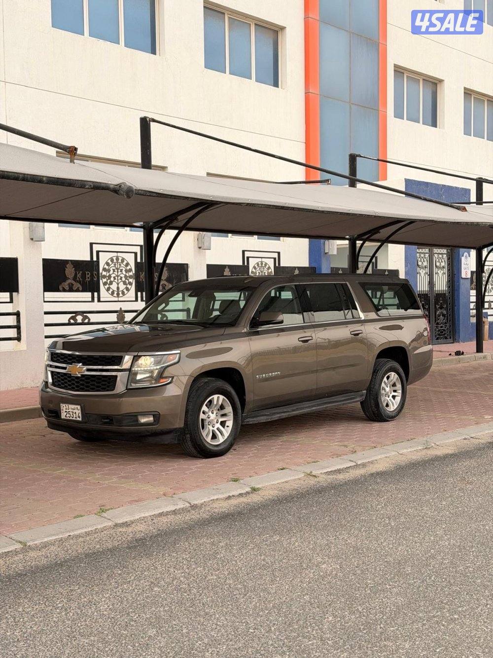 للبيع سوبربان 2015 LT وارد الغانم  صبغ الوكاله بالكامل مالك ثاني4