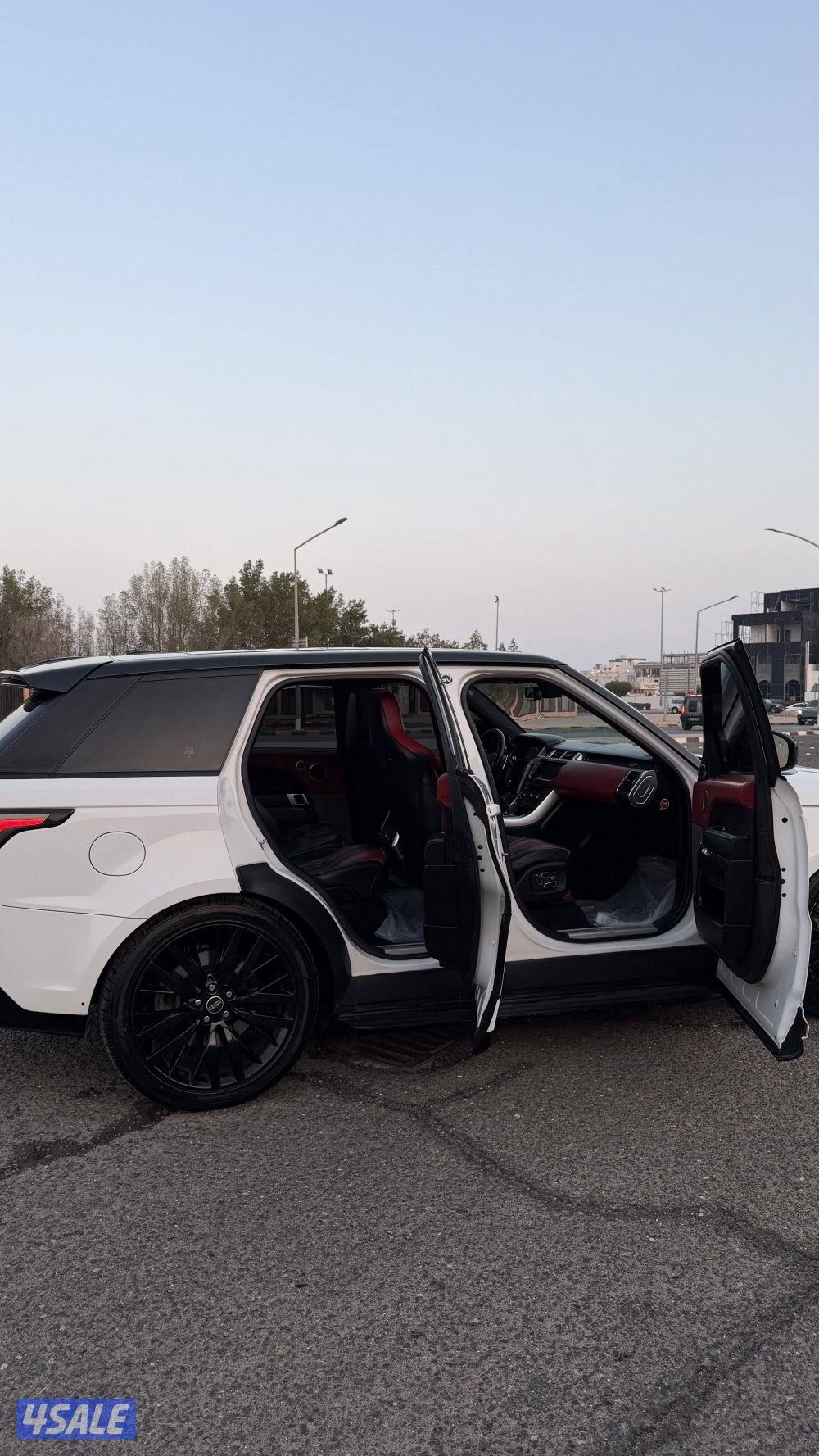 Range Rover Sport SVR 20152