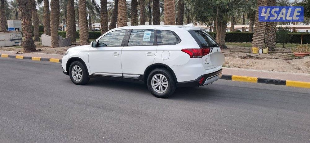 ميتسوبيشي اوتلاندر موديل 20211