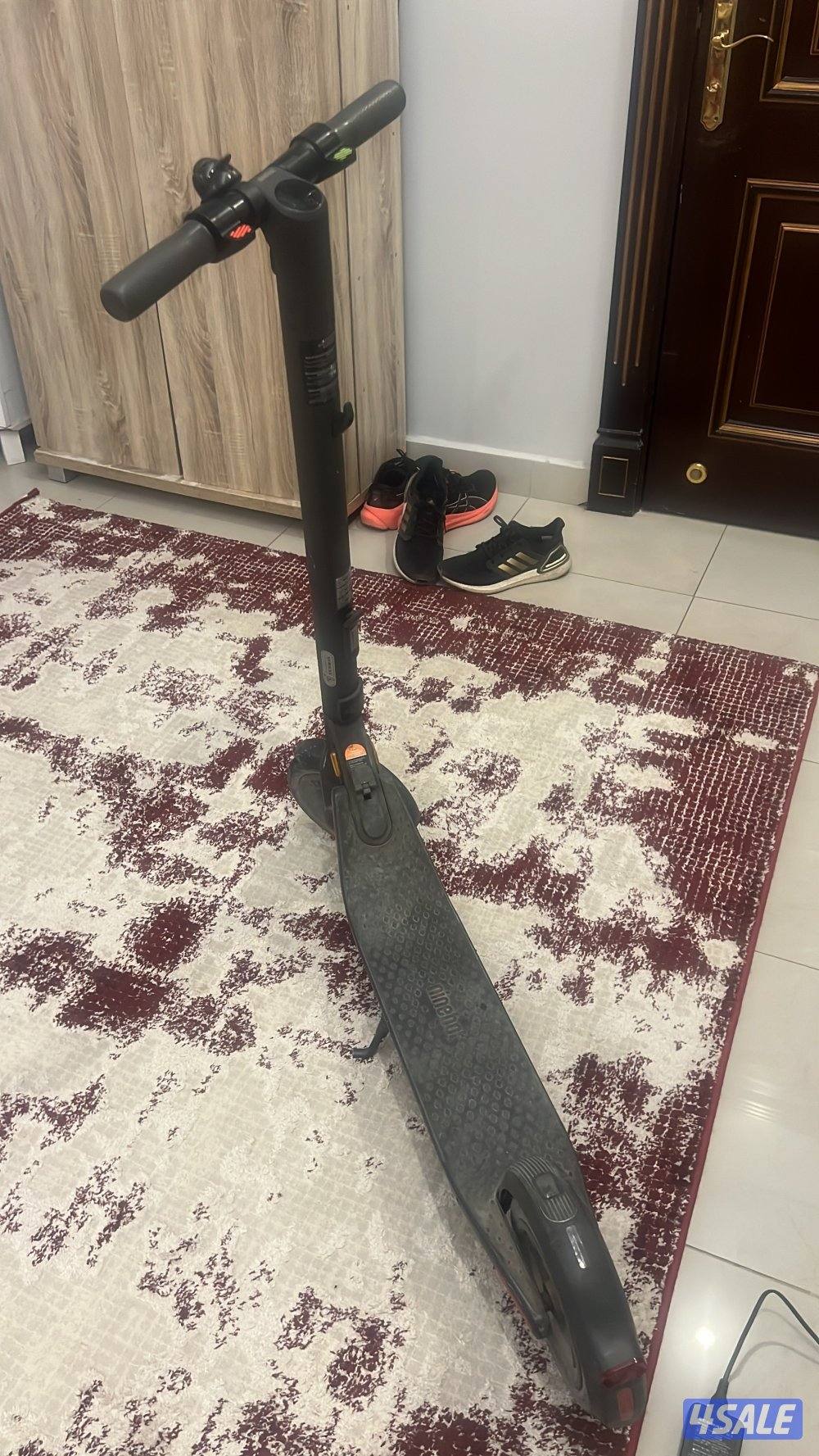 سكوتر كهربائي يتحمل وزن ١٢٠ كيلو جرام0