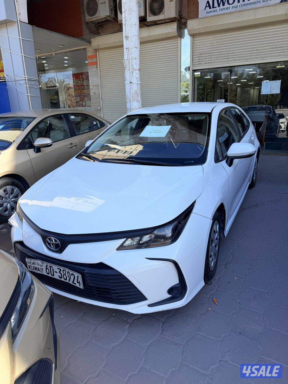 Toyota Corolla 1.6 Cash Sale or Monthly Instalment3