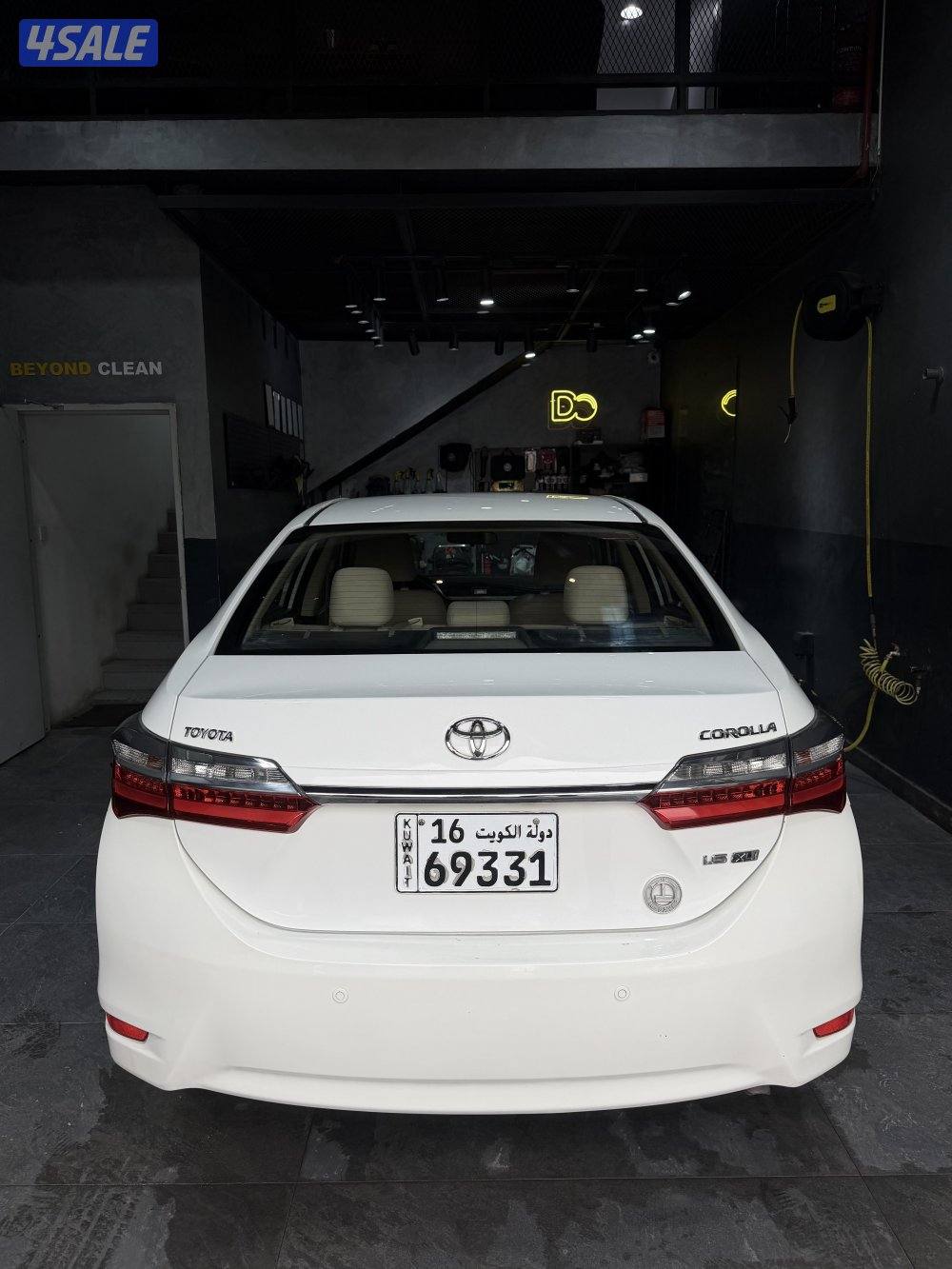 Toyota Corolla 1.6 Cash Sale or Monthly Instalment6