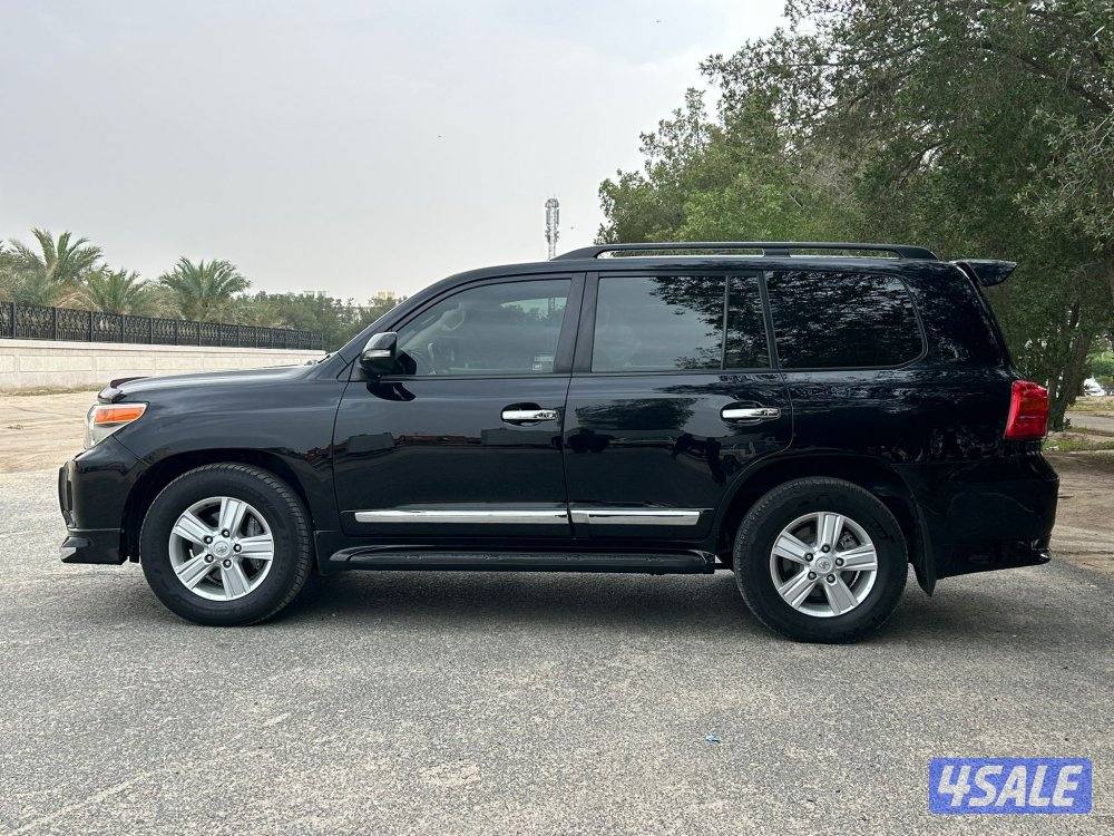 لاند كروزر VXR سلندر 8 مكينة لكزس5