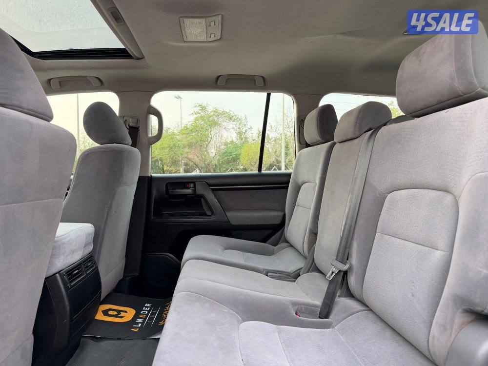 للبيع لاندكروزر G LIMITED V6 موديل 2010 وارد الساير11