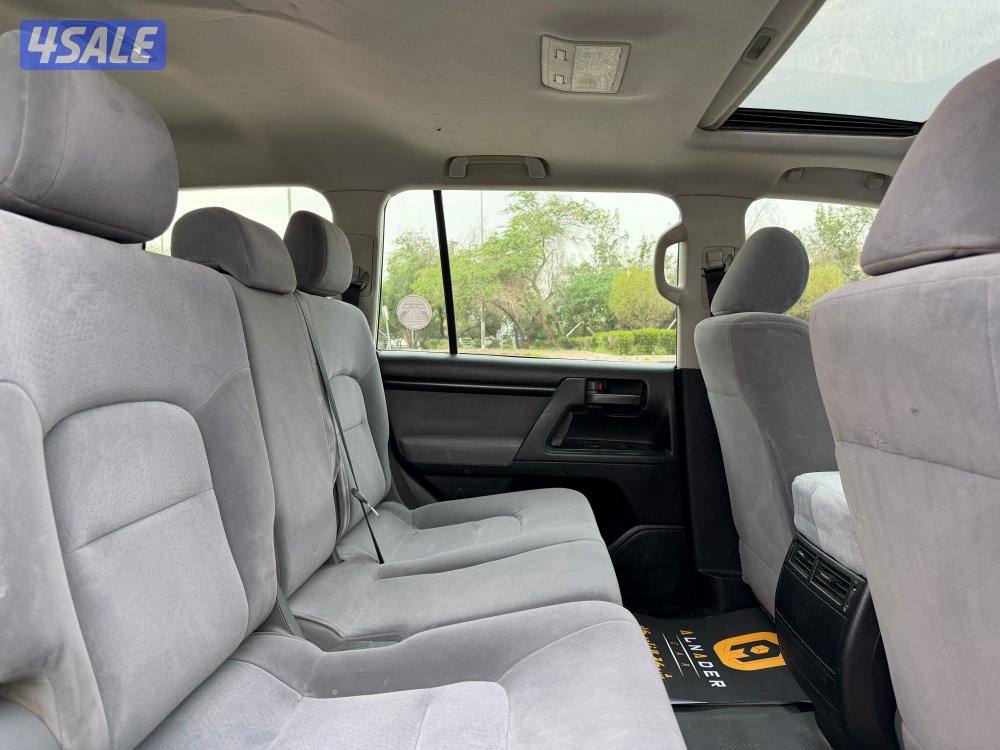 للبيع لاندكروزر G LIMITED V6 موديل 2010 وارد الساير12