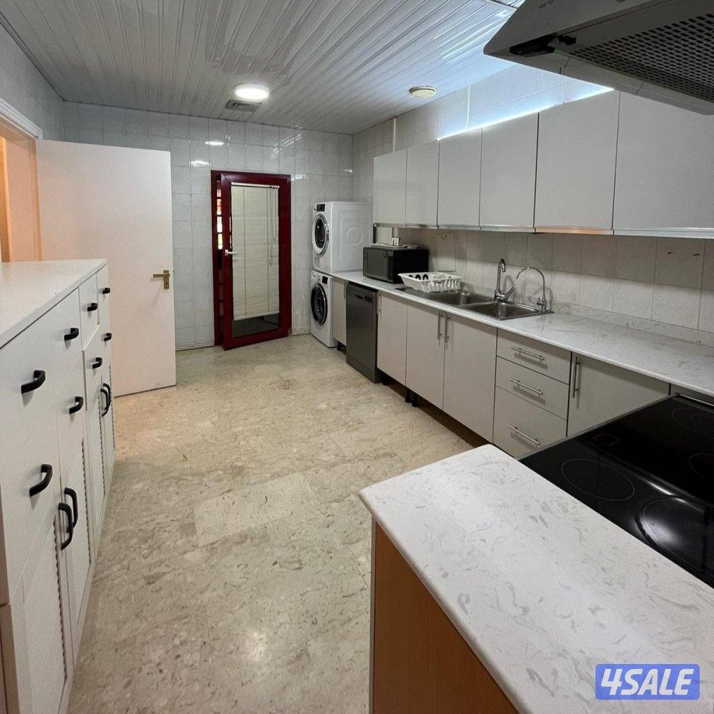 شقة سكنية مفروشة للإيجار في سلوى4