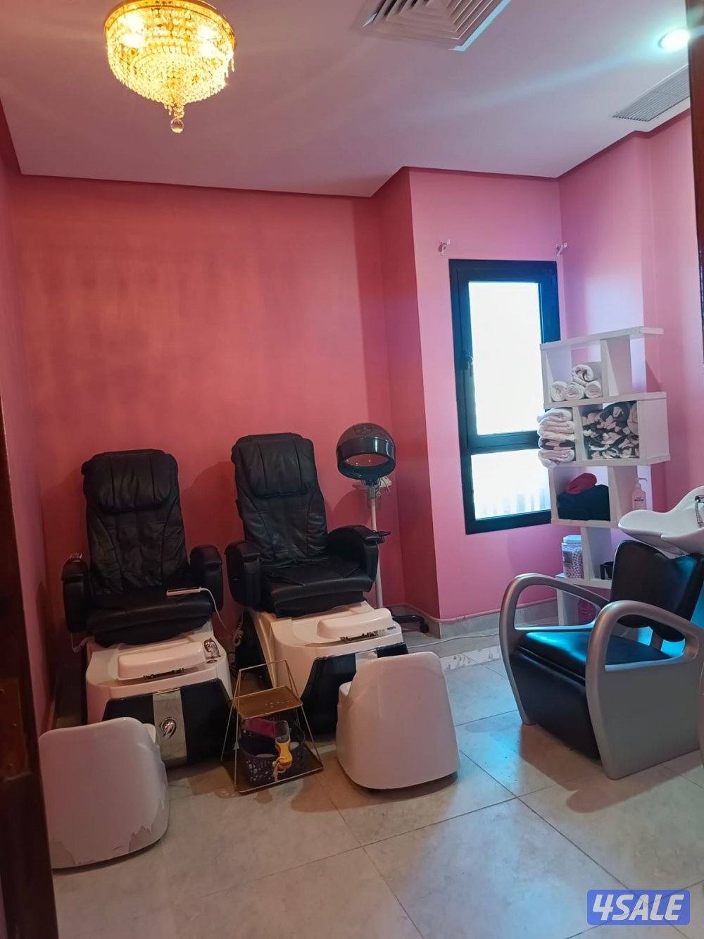 صالون نسائي للبيع3