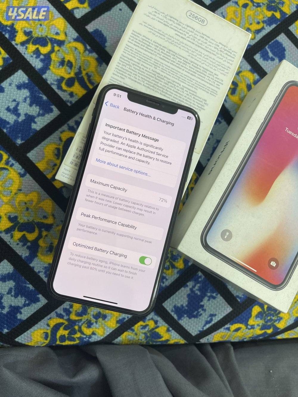 ايفون اكس اسود 256 قيقا مو مفتوح ولا مصلح مع كفر اصلي وشحن والواير5