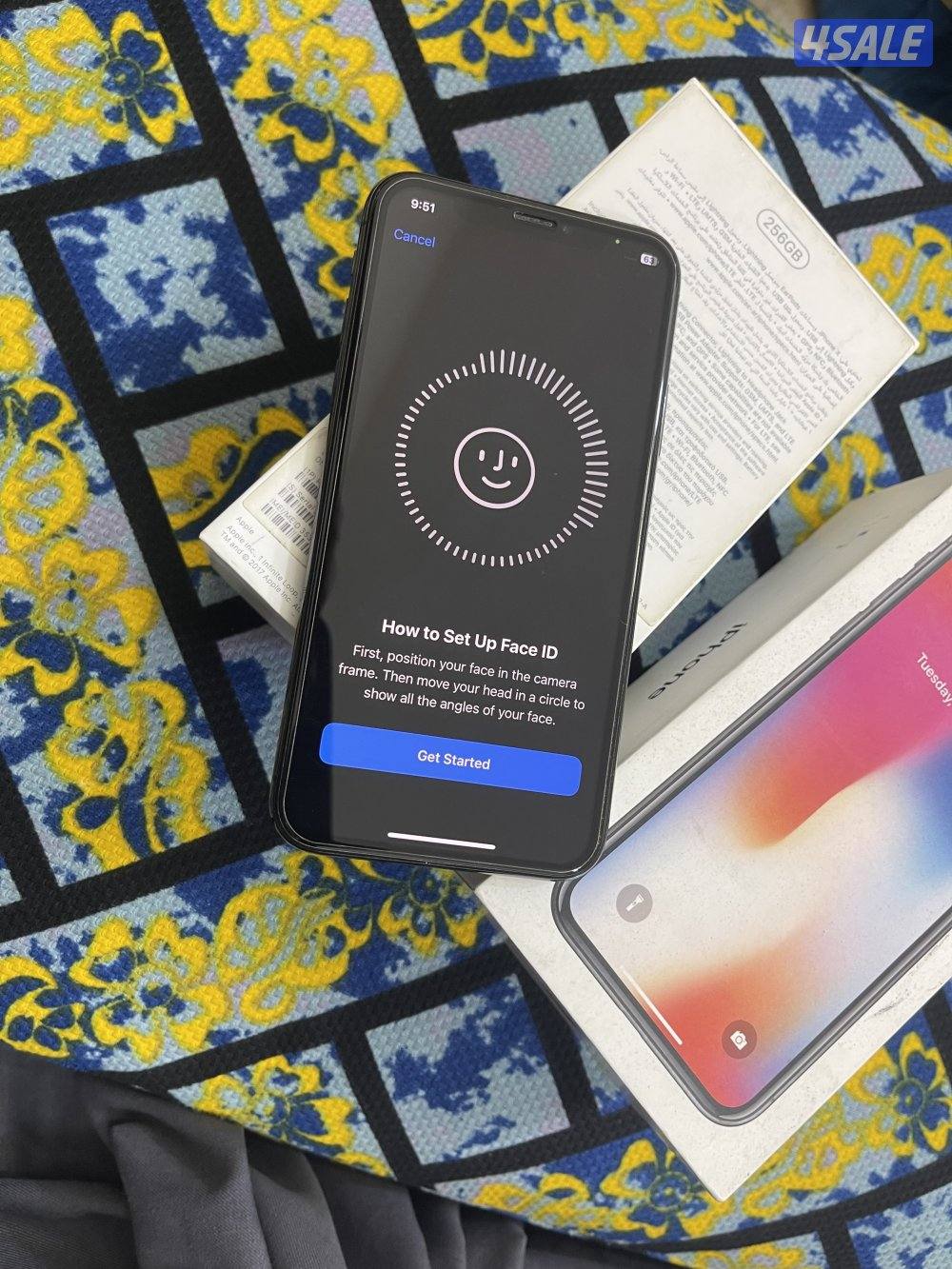 ايفون اكس اسود 256 قيقا مو مفتوح ولا مصلح مع كفر اصلي وشحن والواير6