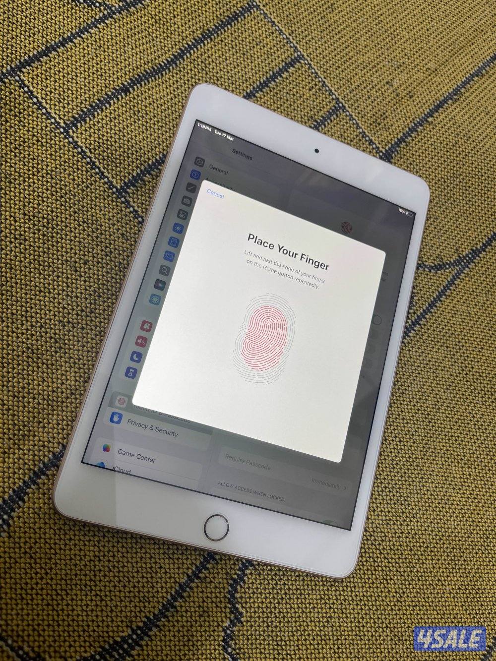 ايباد ميني 5 الخامس 64 قيقا نظيف مو مفتوح ولا مصلح مع اغراضه6
