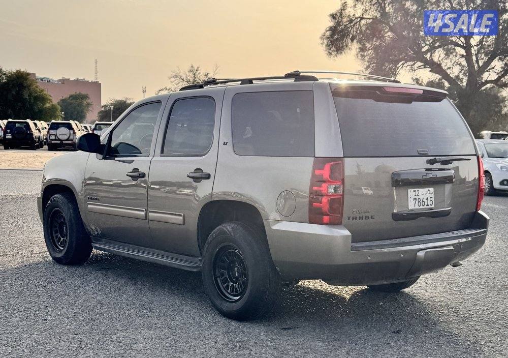 Tahoe 2014 - 222,000km - Brown1