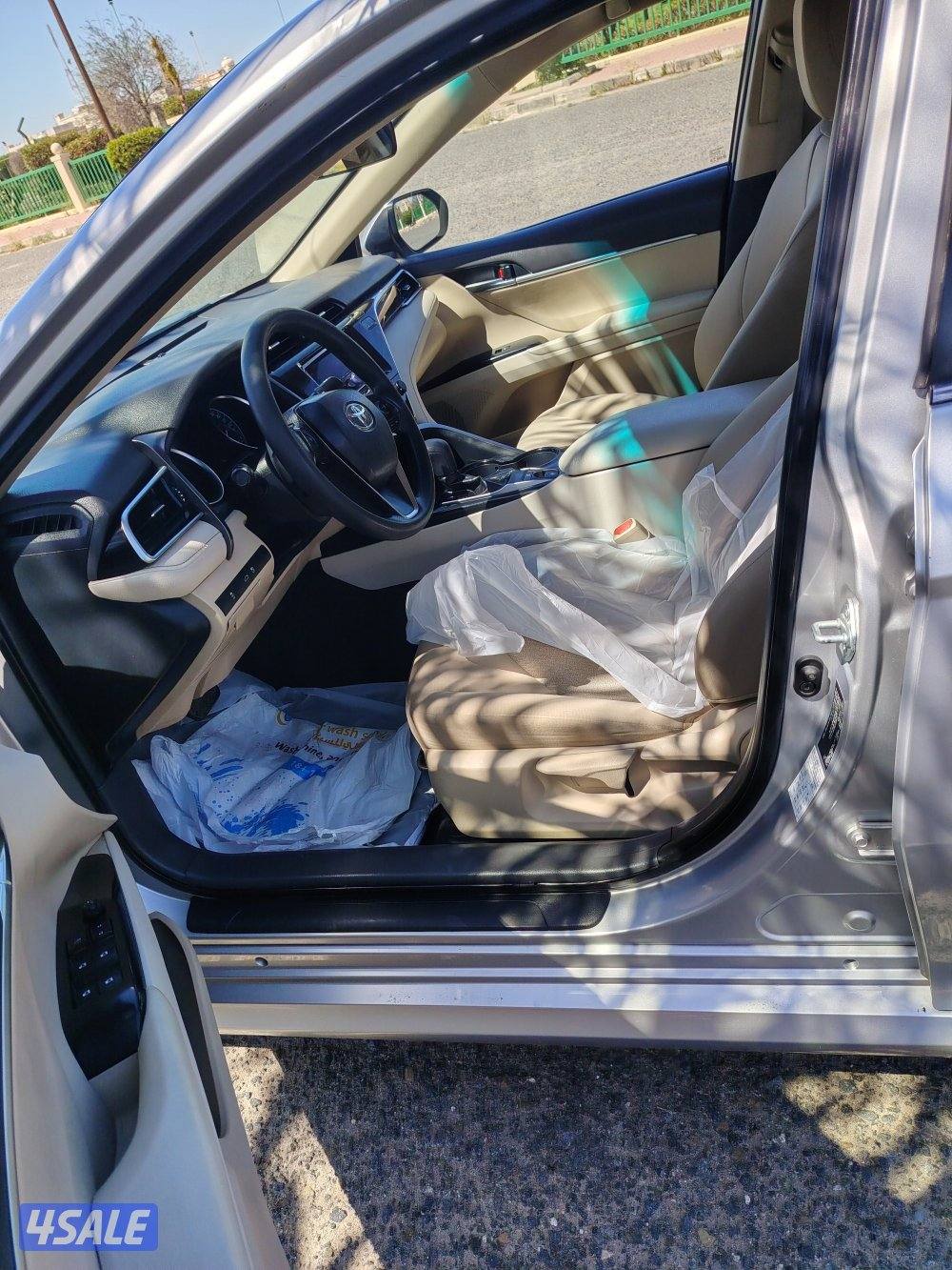 للبيع كامرى موديل2018 بحاله ممتازه شرط الفحص6