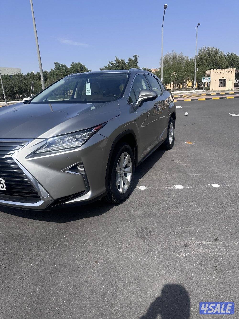 للبيع  RX350 موديل 2017 ماشي 195 صبغ الوكاله شرط الفحص0