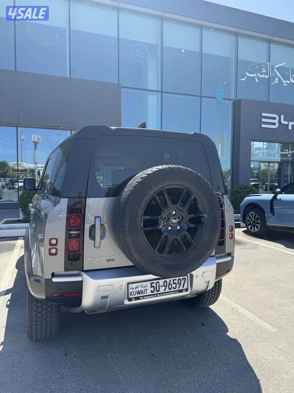 Defender Land Rover1