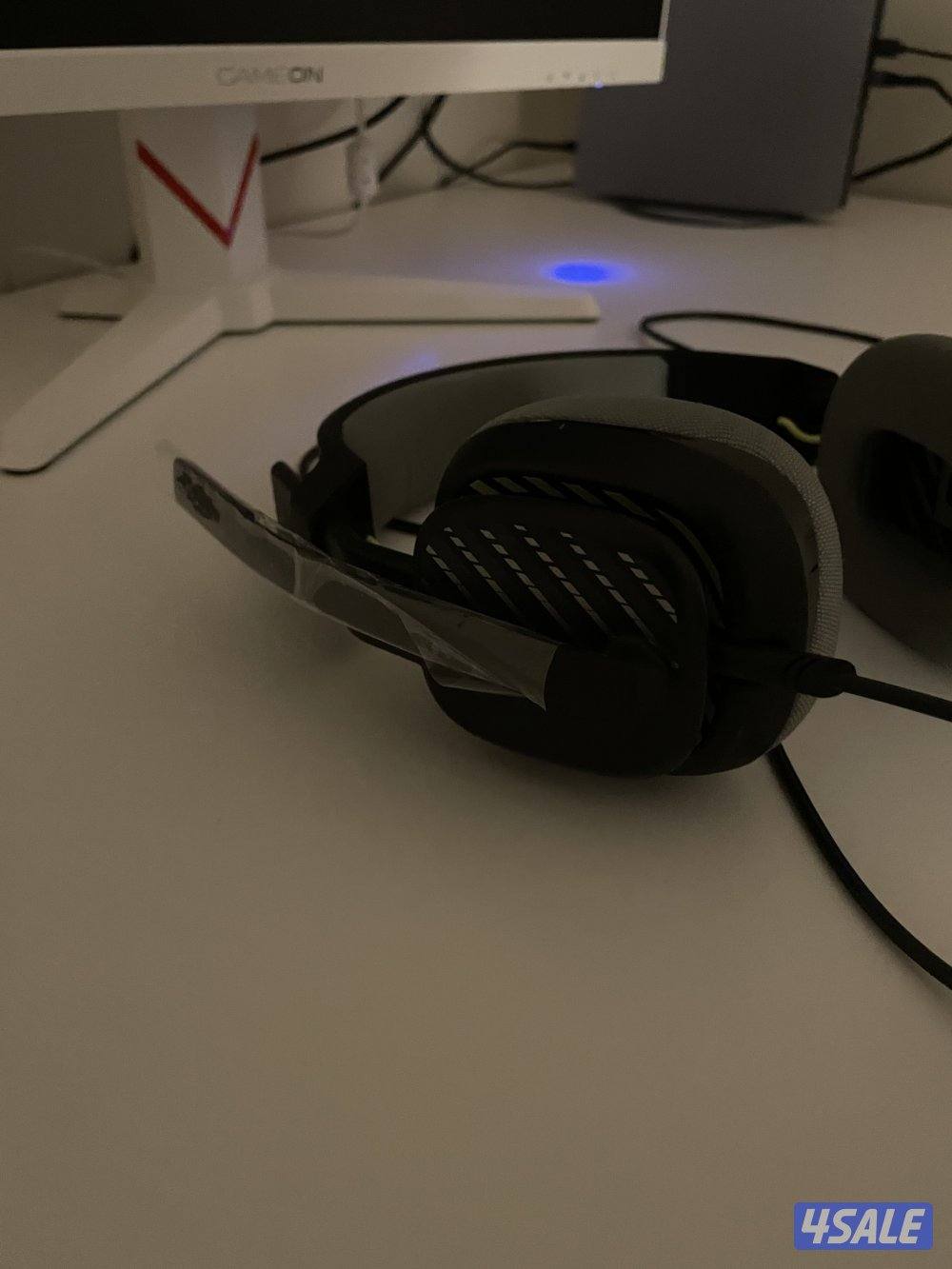 سوني 5 نسخة 30 سنة مع شاشه و سماعه كل شي نظيف استعمال خفيف جداً4