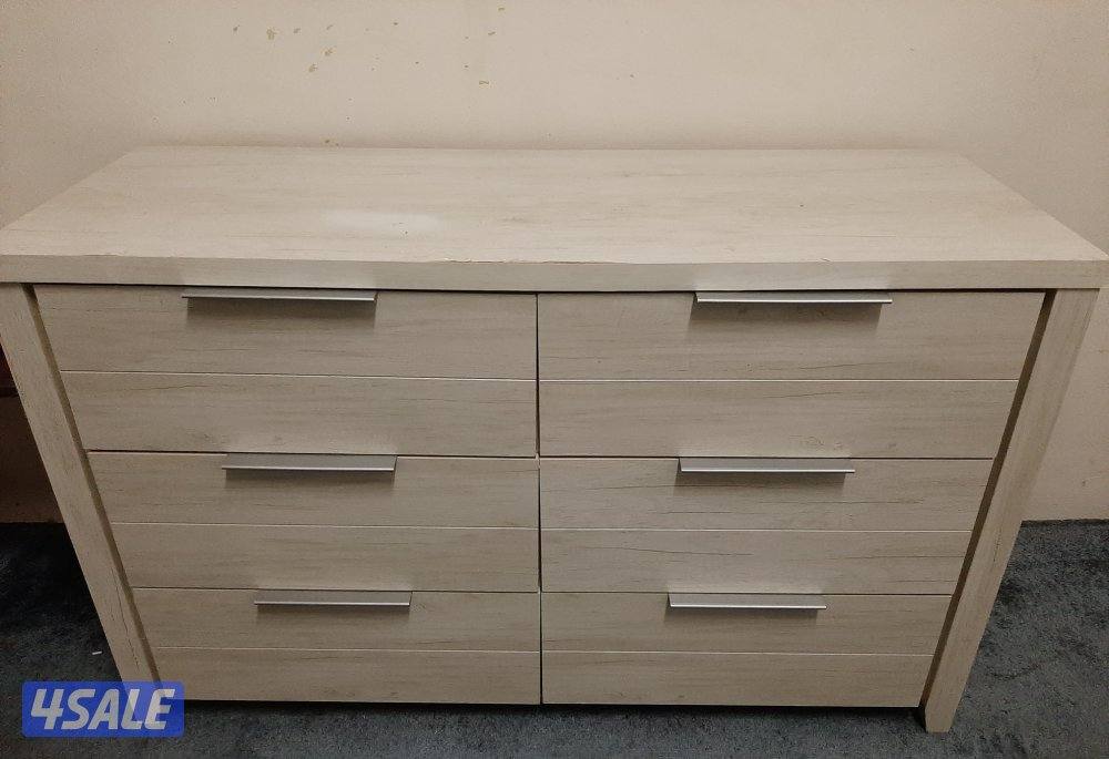 اثاث غرفة نوم مستعمل بحالة نظيفة0