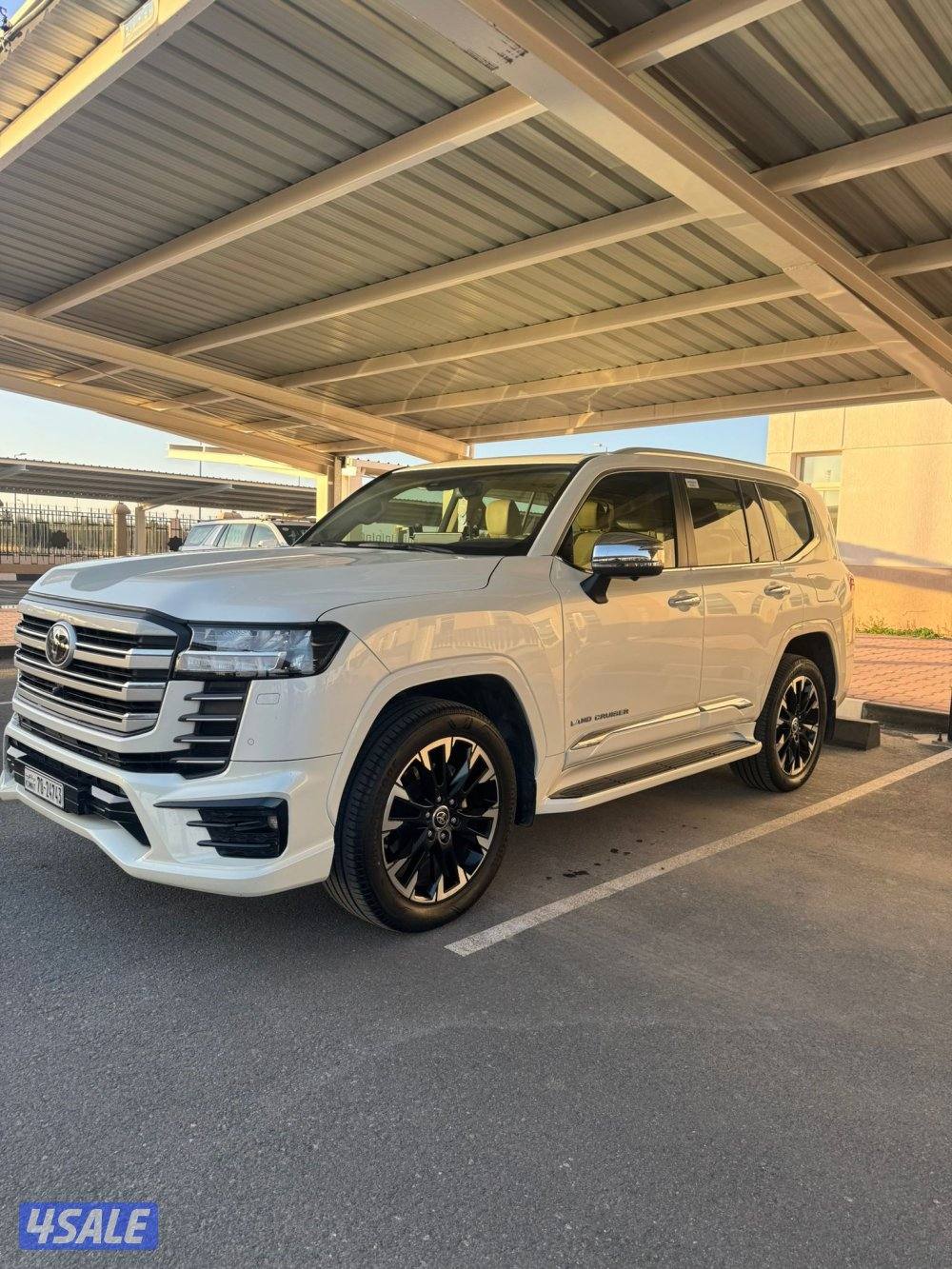 للبيع لاند كروز ٢٠٢٣ ايرو اس توين تيربو1