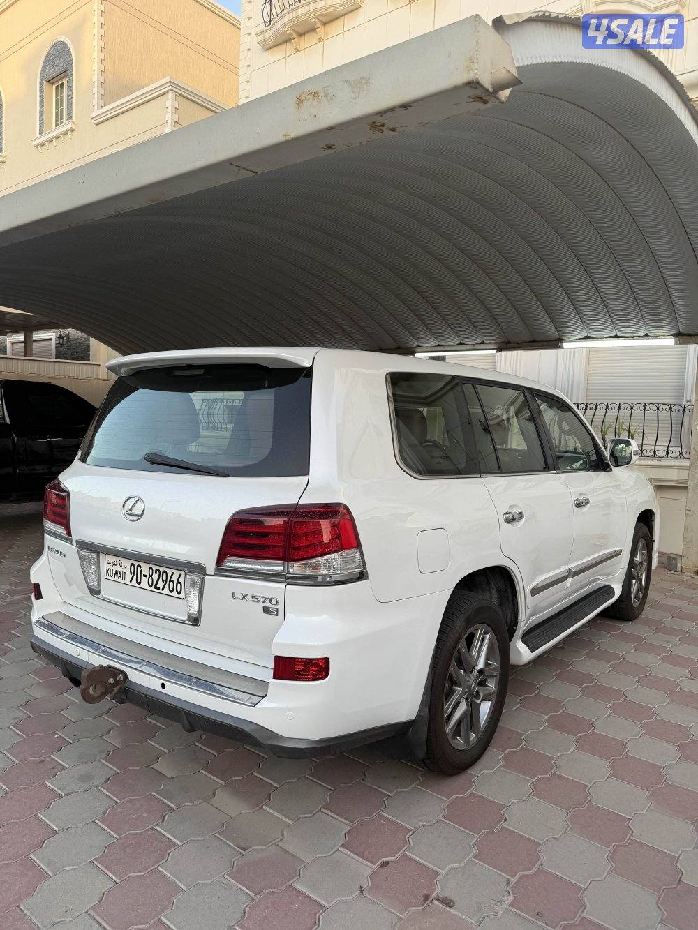 لكزس 2015 وكالة3