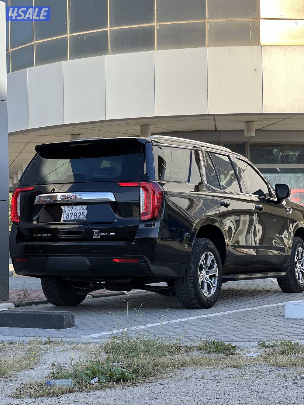 للبيع SLE شرط الفحص  وارد البهبهاني عداد٩٦-سيرفس منتظم -الموصفات شاشه3