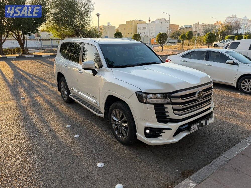 للبيع لاندكرورز ايرو اس تيربو ‏مالك الأول موديل 20242