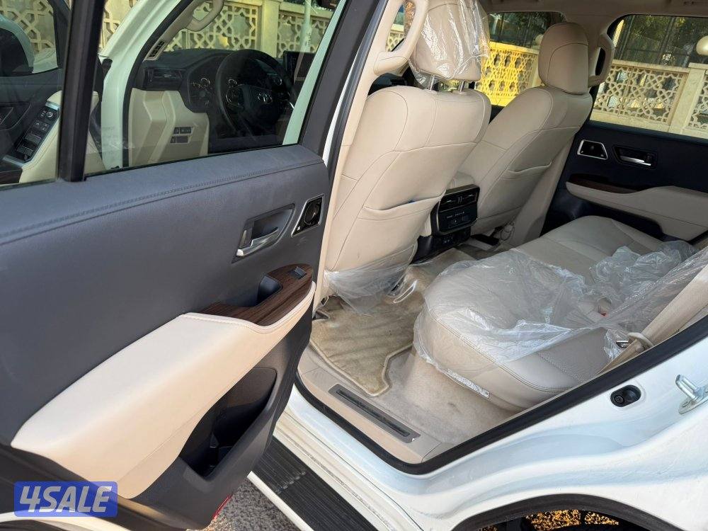 للبيع لاندكرورز ايرو اس تيربو ‏مالك الأول موديل 20245